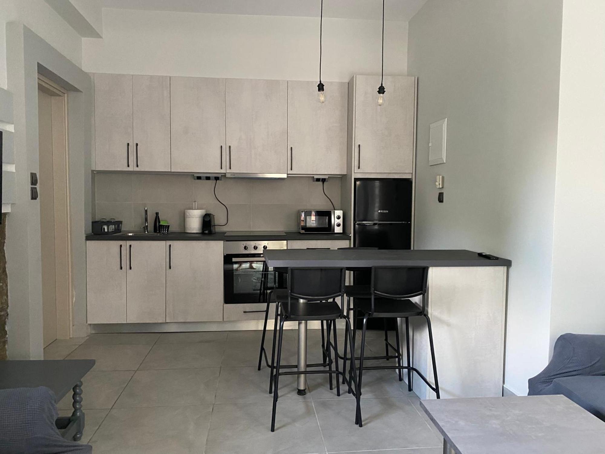 Book House With Yard Apartment Kastoria